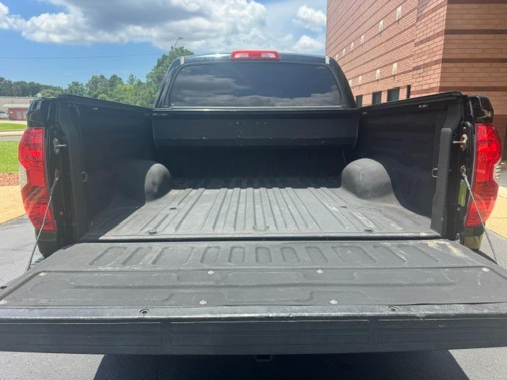 2015 Toyota Tundra - $21,550