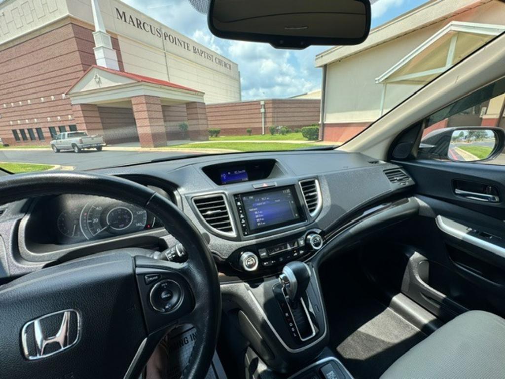 2015 Honda CR-V - $12,995
