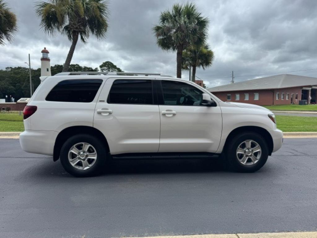 2018 Toyota Sequoia - $26,995