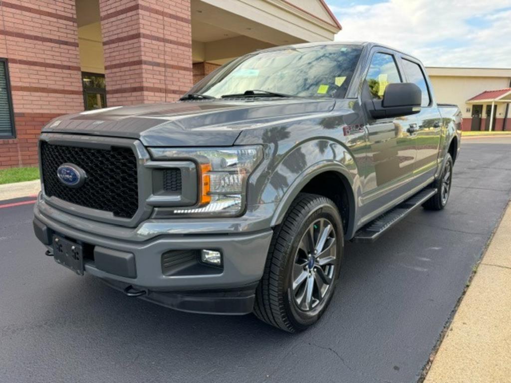 2018 Ford F150 - $27,995