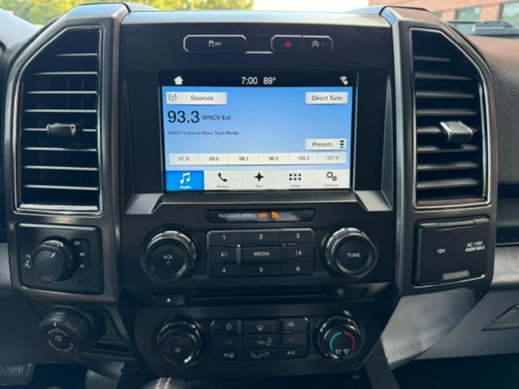 2018 Ford F150 - $27,995