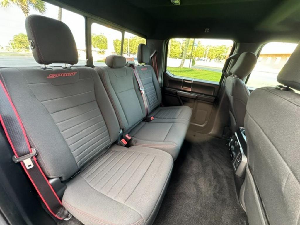 2018 Ford F150 - $27,995