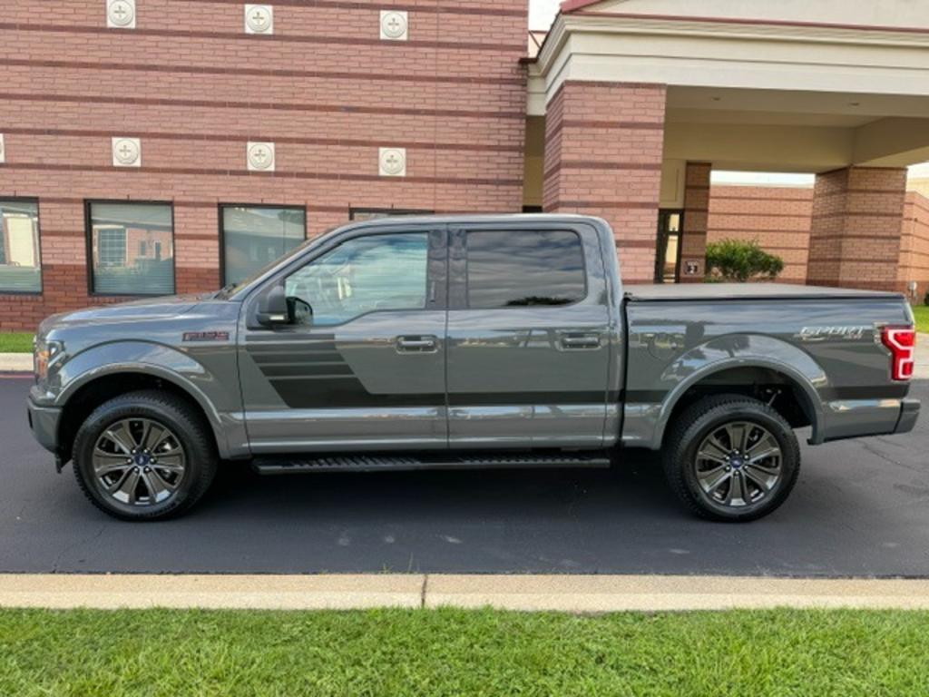 2018 Ford F150 - $27,995