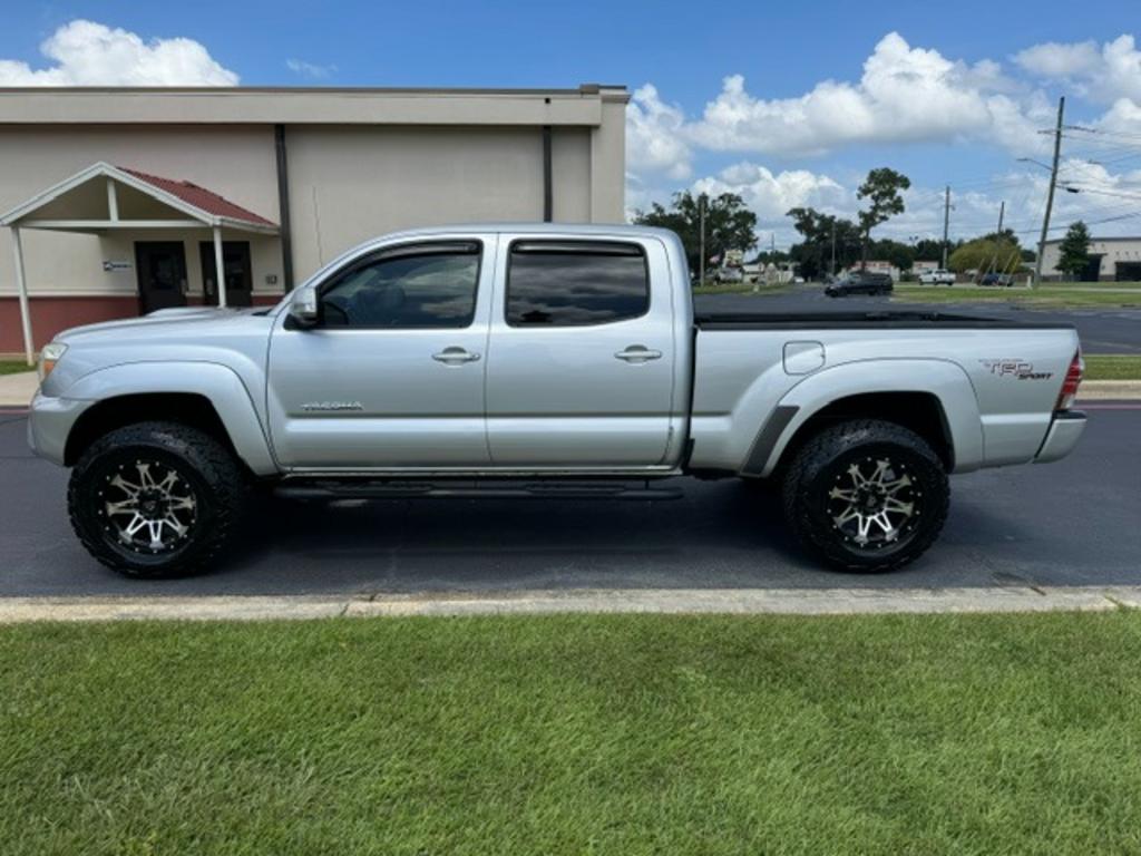 2013 Toyota Tacoma Delux