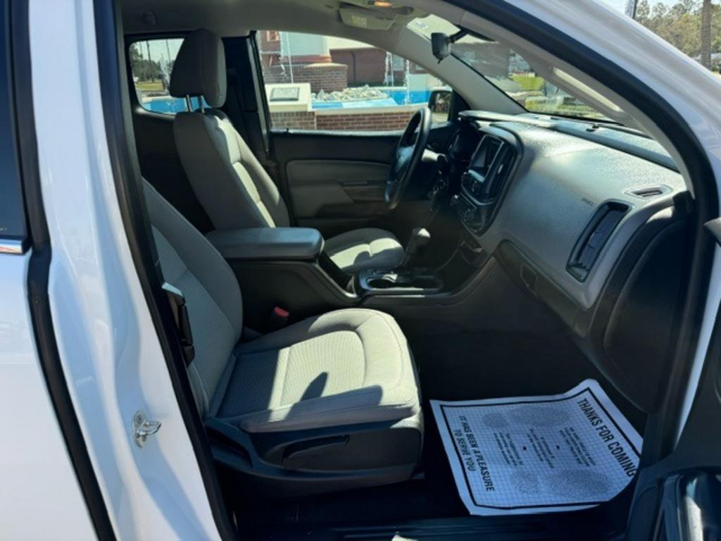 2017 Chevrolet Colorado - $15,995