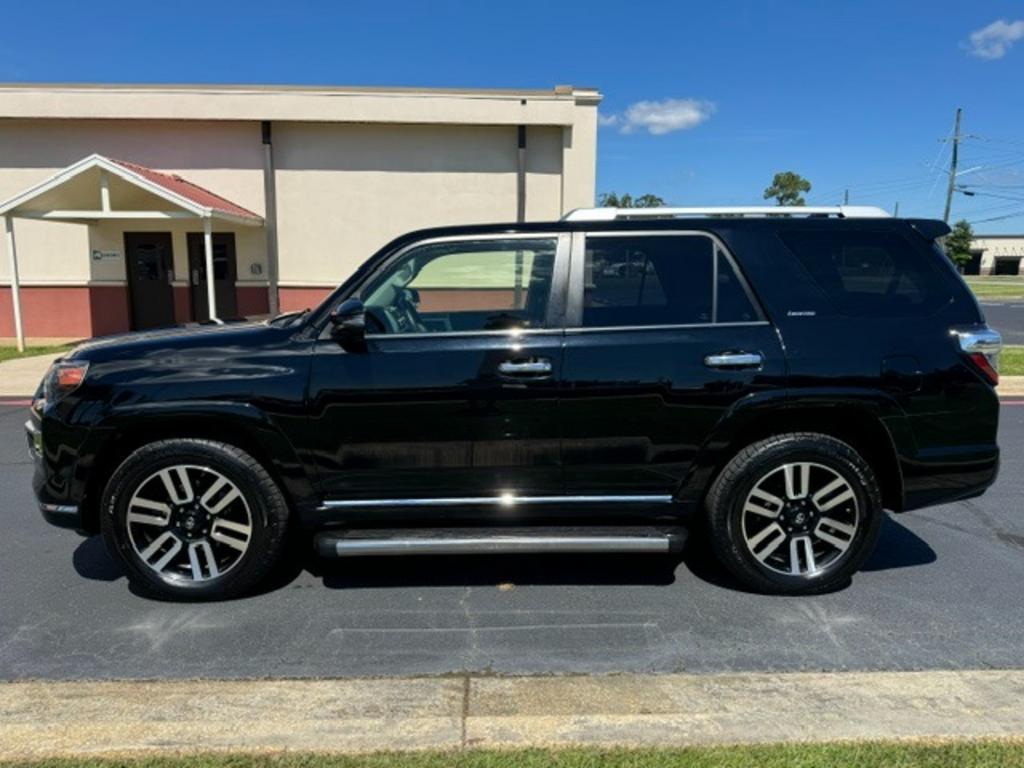 2018 Toyota 4Runner SR5/SR5 Premium/TRD Off Road/TRD Off Road Premium/Ltd/TRD Pro