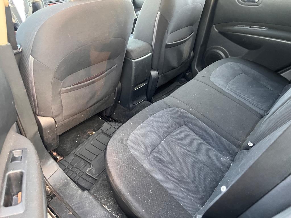 2013 Nissan Rogue S photo