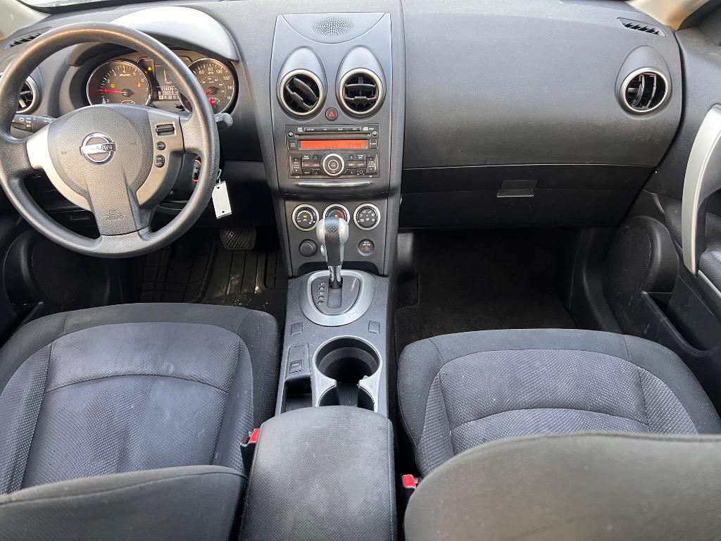 2013 Nissan Rogue S photo