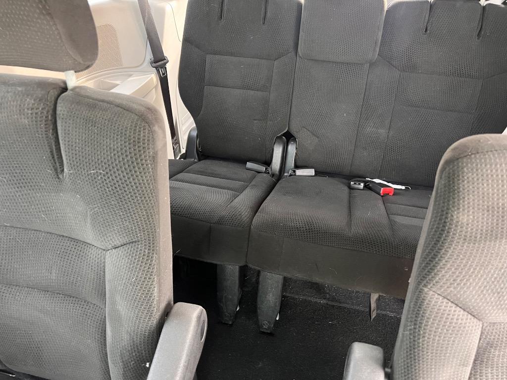 2016 Dodge Grand Caravan SE photo