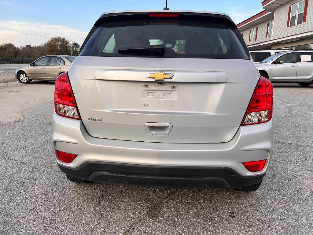 2018 Chevrolet Trax LS photo