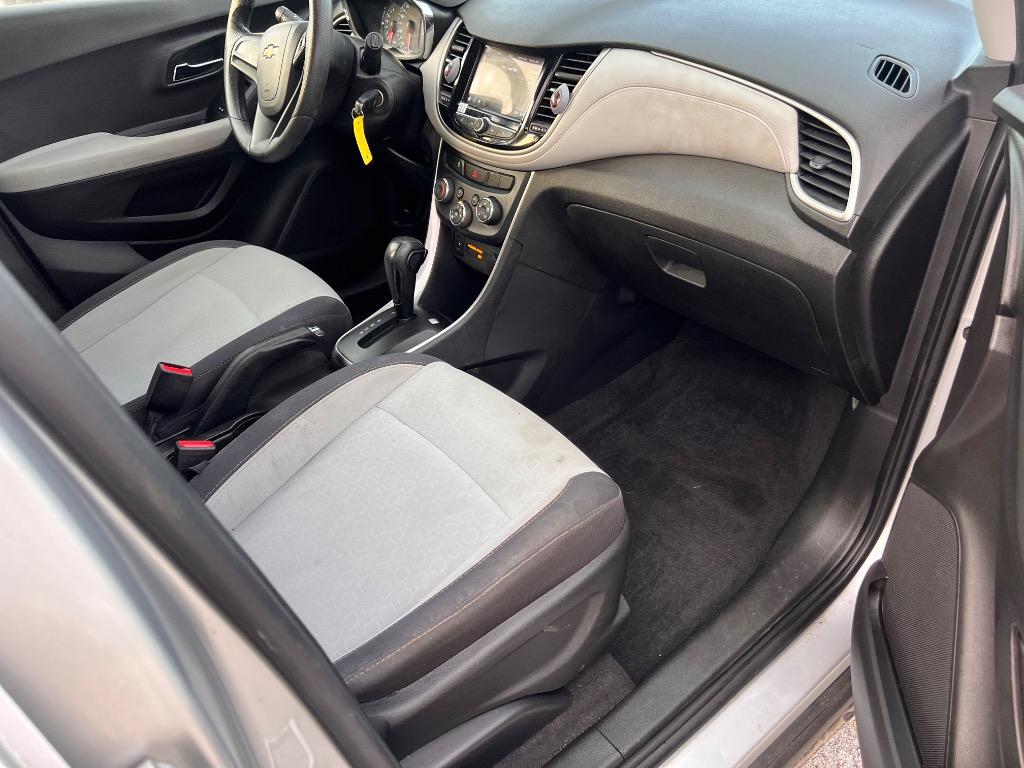 2018 Chevrolet Trax LS photo