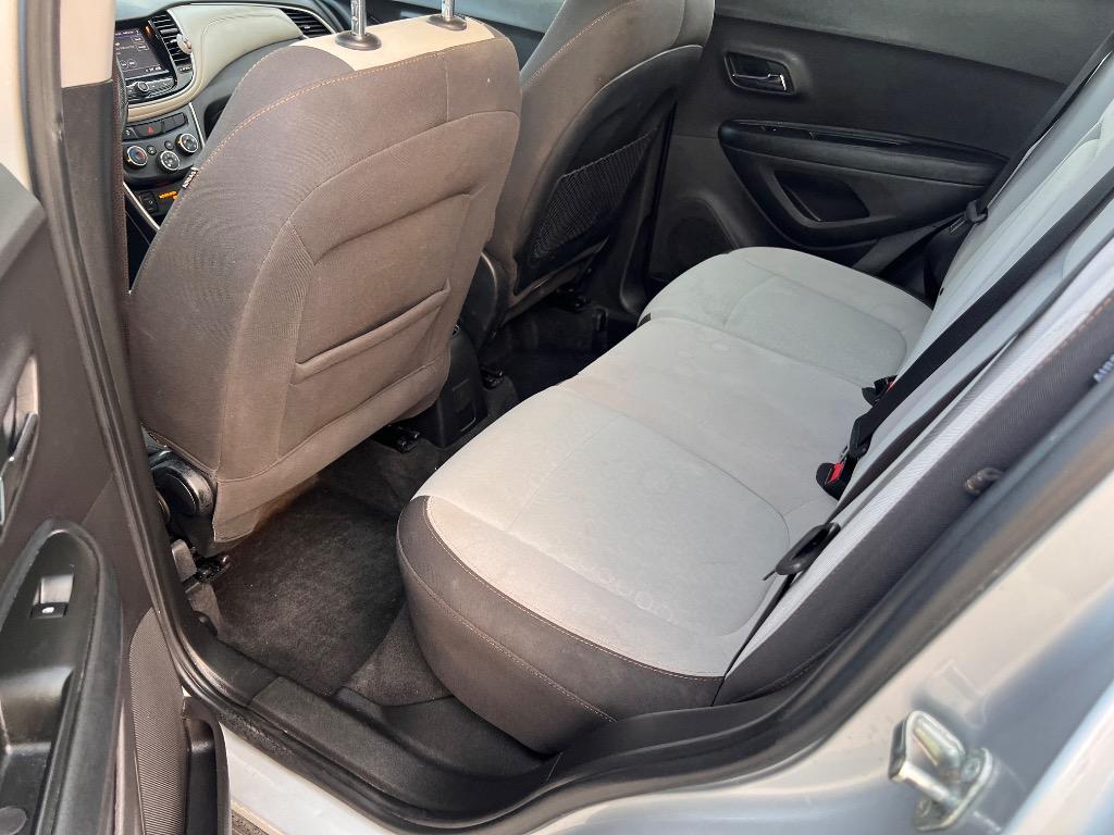 2018 Chevrolet Trax LS photo