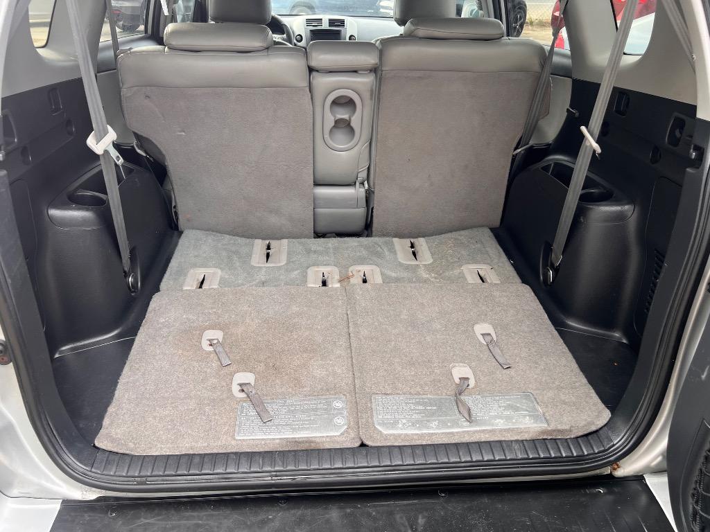 2011 Toyota RAV4 photo