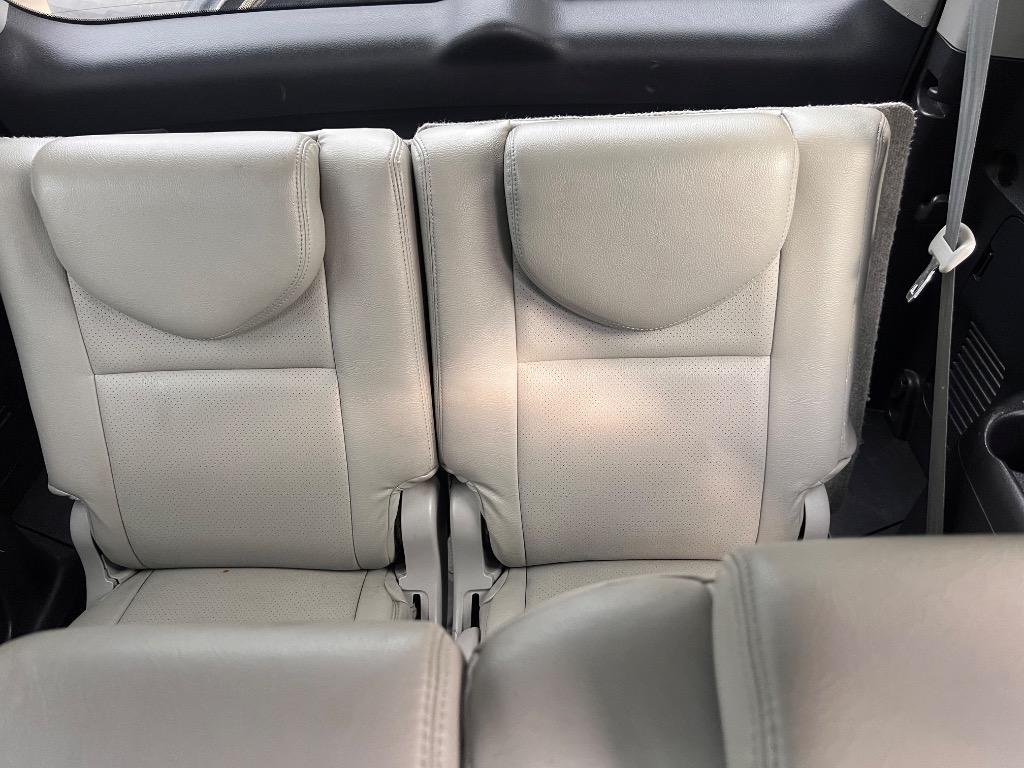 2011 Toyota RAV4 photo