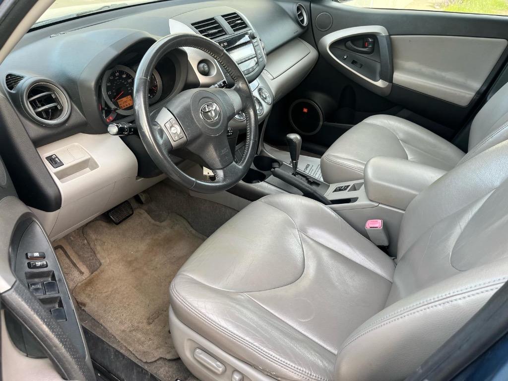 2006 Toyota RAV4 Limited photo