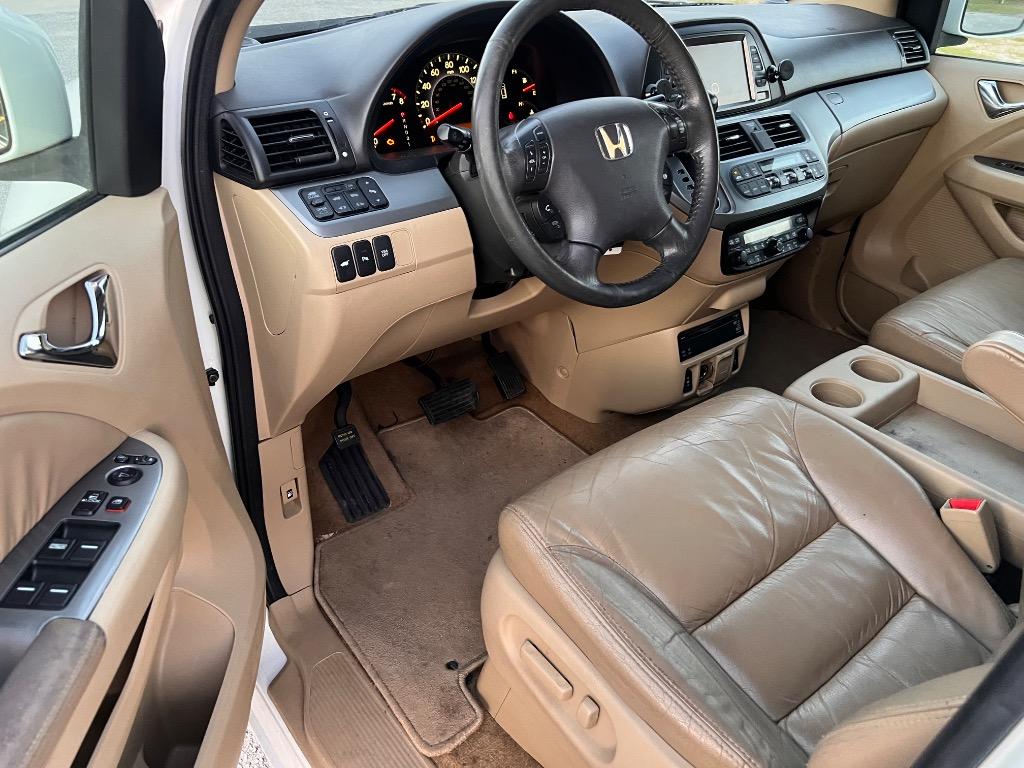 2008 Honda Odyssey Touring photo