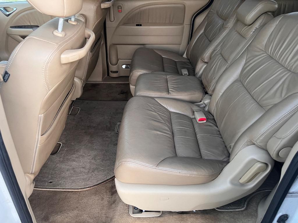 2008 Honda Odyssey Touring photo