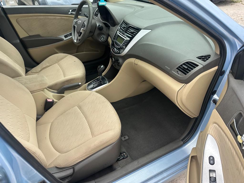 2012 Hyundai Accent - $4,900