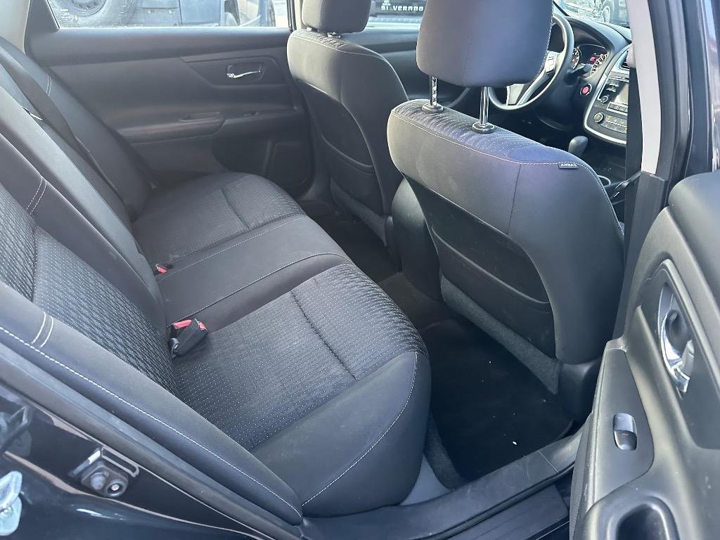 2017 Nissan Altima - $6,900