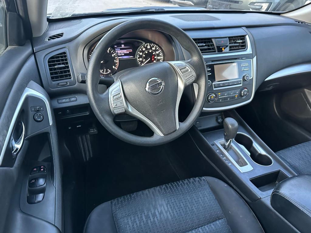 2017 Nissan Altima - $6,900