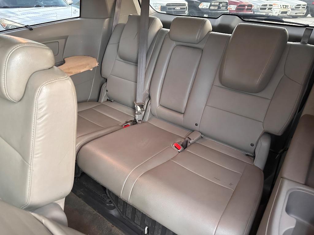 2012 Honda Odyssey - $5,900