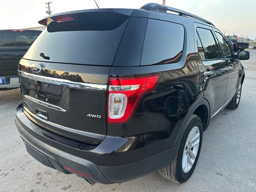 2013 Ford Explorer - $4,500
