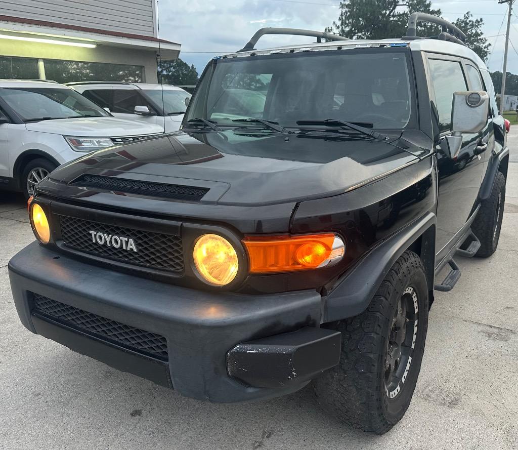 2007 Toyota FJ Cruiser - $5,900