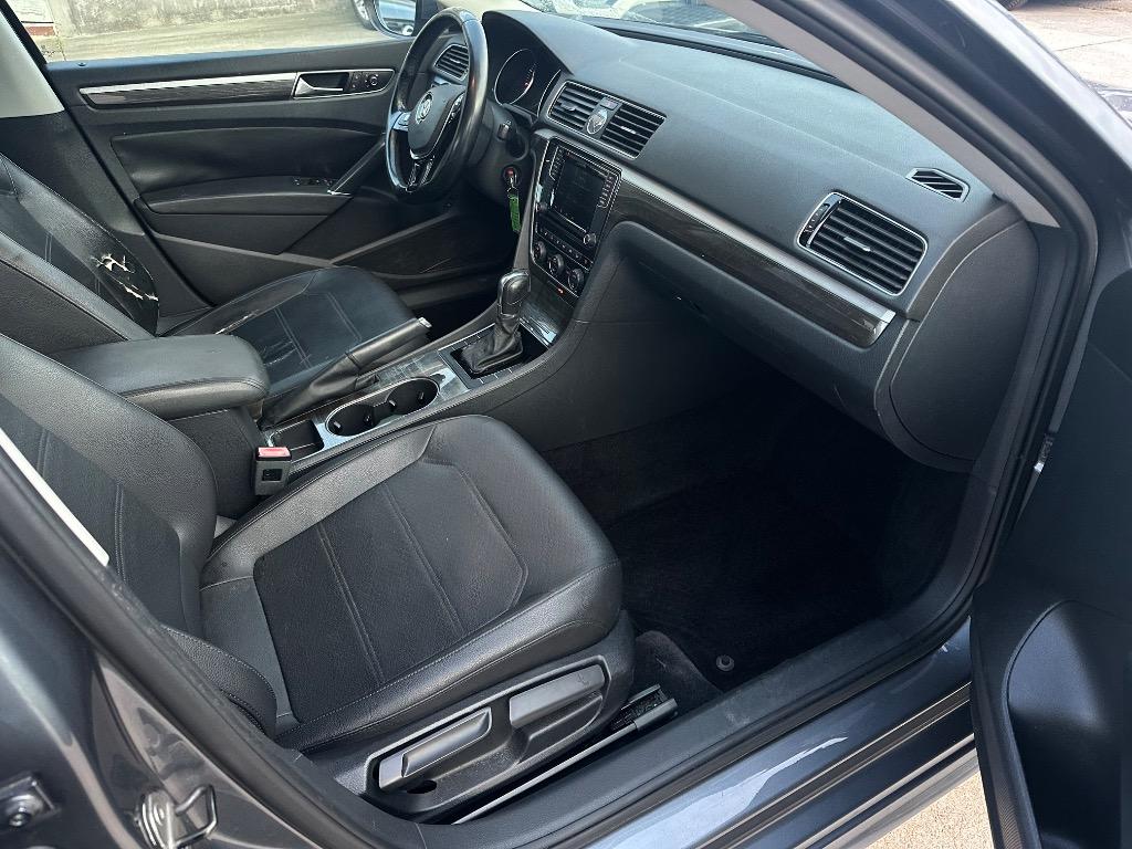 2016 Volkswagen Passat - $5,900