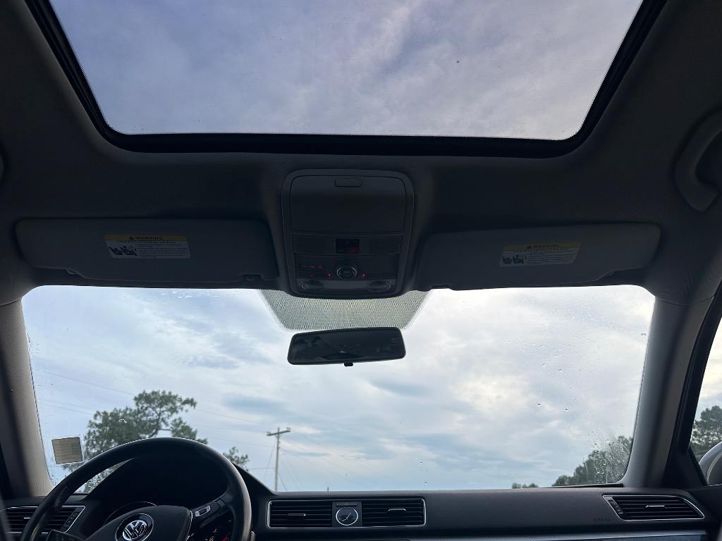 2016 Volkswagen Passat - $5,900