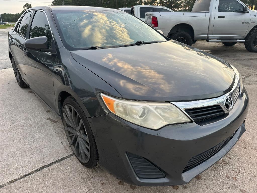 2013 Toyota Camry - $4,500
