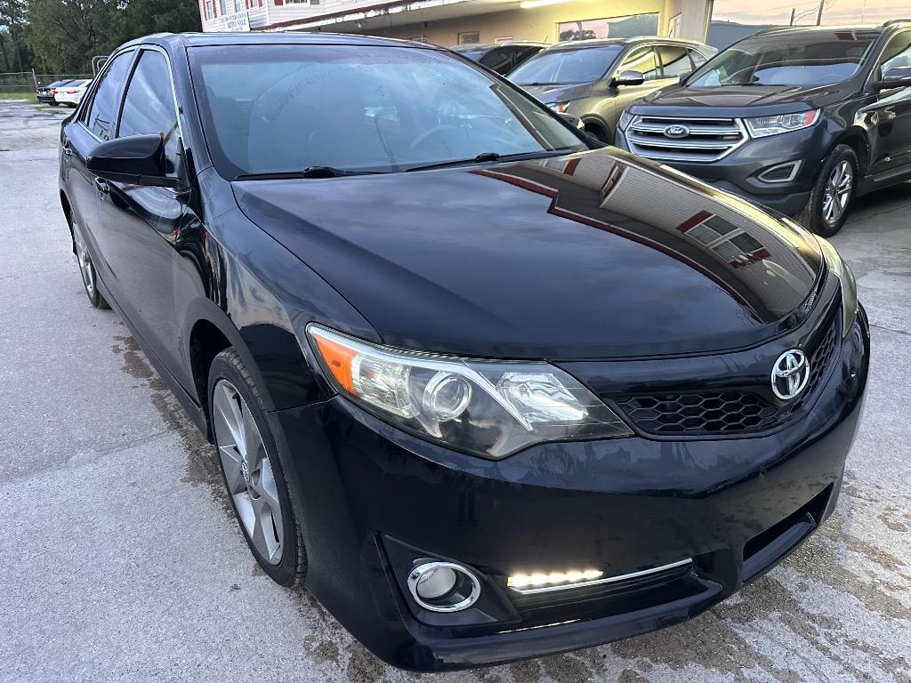 2012 Toyota Camry - $5,900