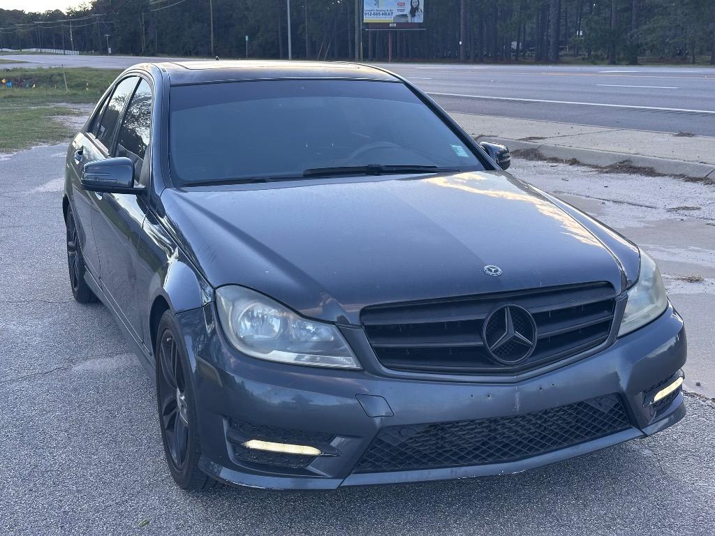 2013 Mercedes-Benz C-Class - $5,500