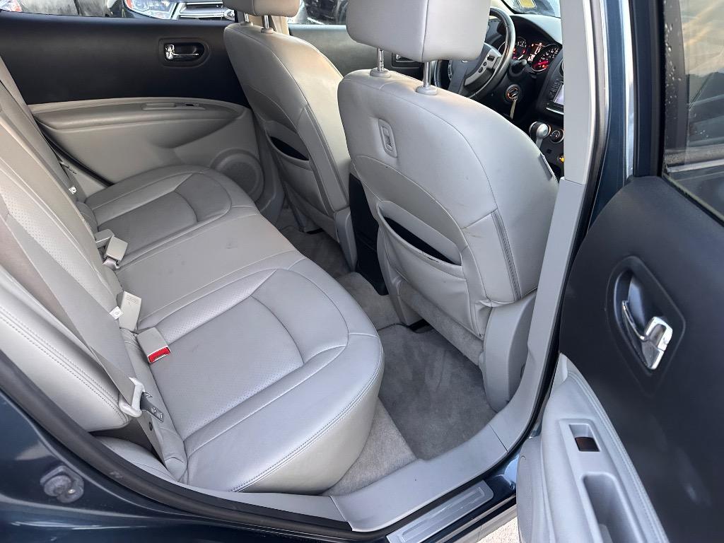 2012 Nissan Rogue - $4,900