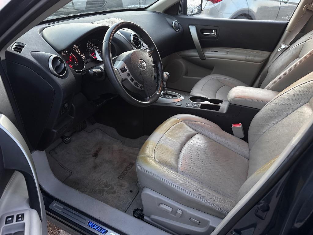 2012 Nissan Rogue - $4,900