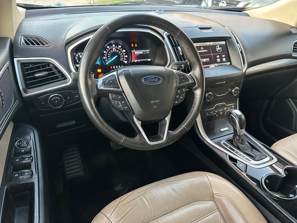 2015 Ford Edge - $4,900