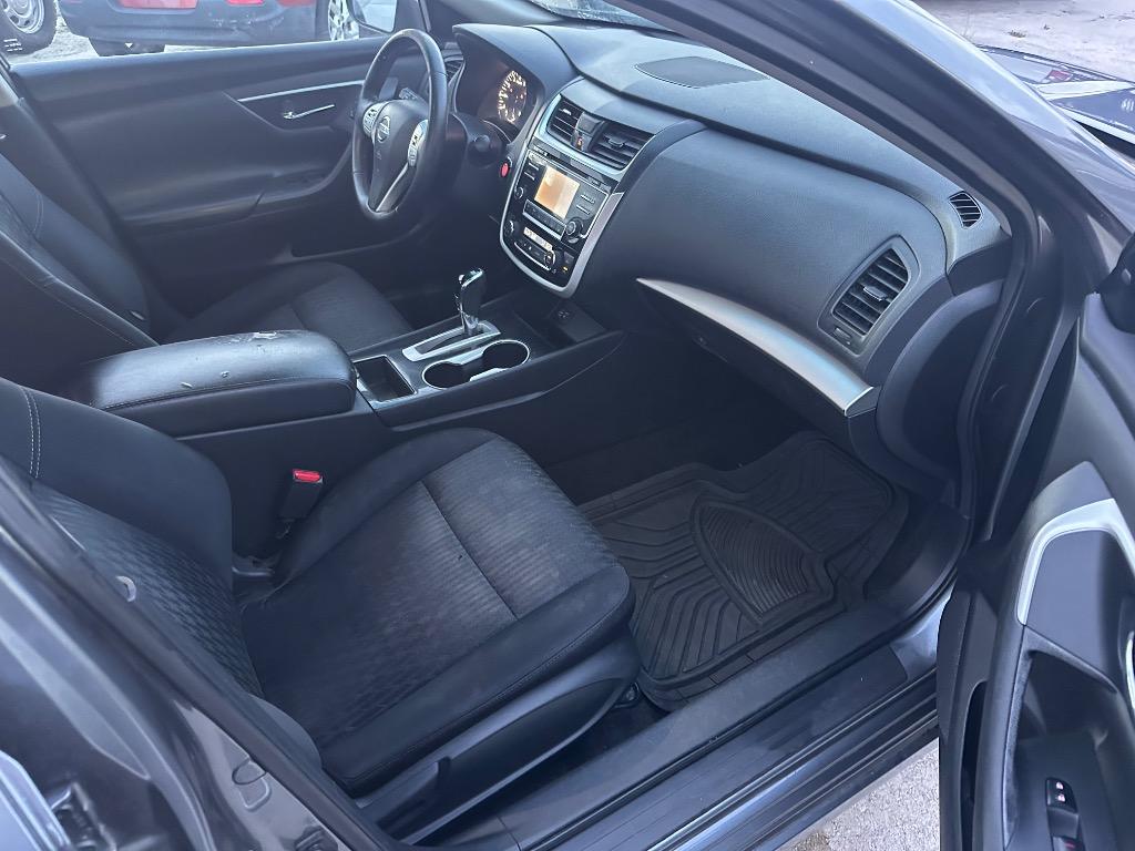 2018 Nissan Altima - $5,900