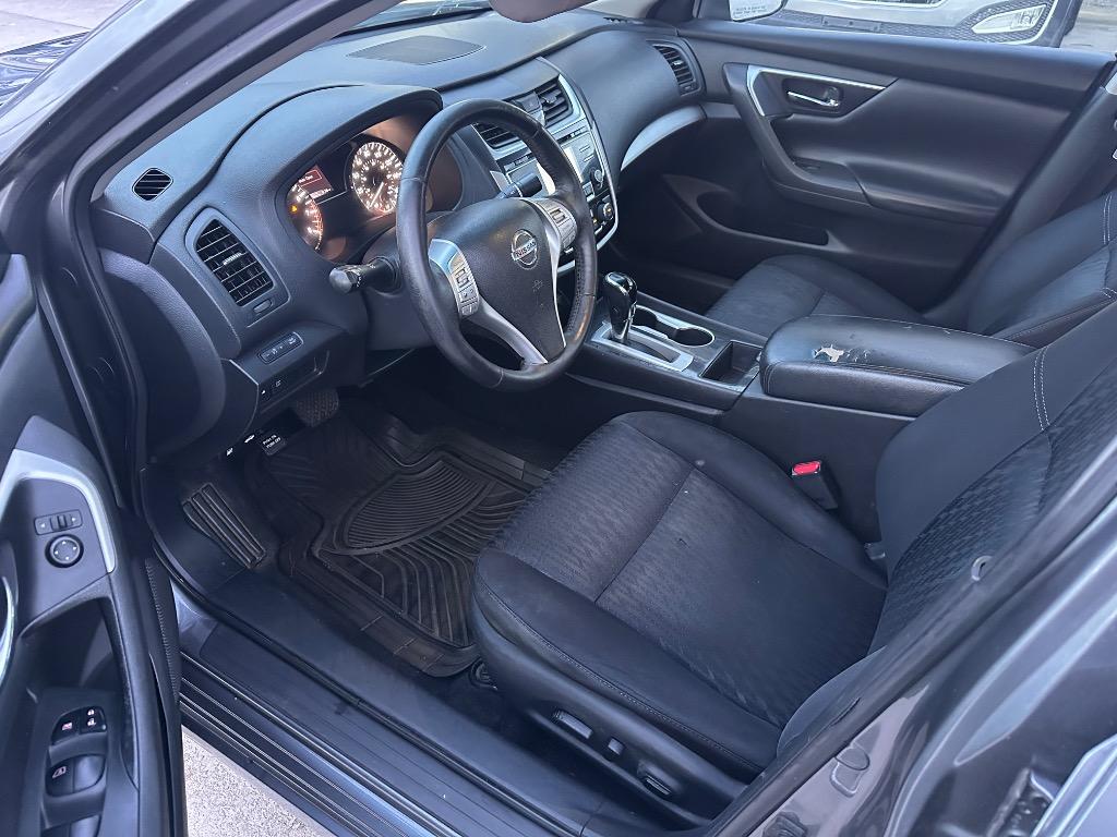 2018 Nissan Altima - $5,900