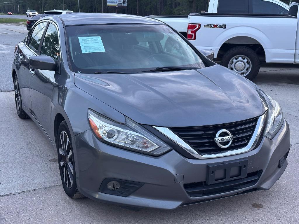 2018 Nissan Altima - $5,900