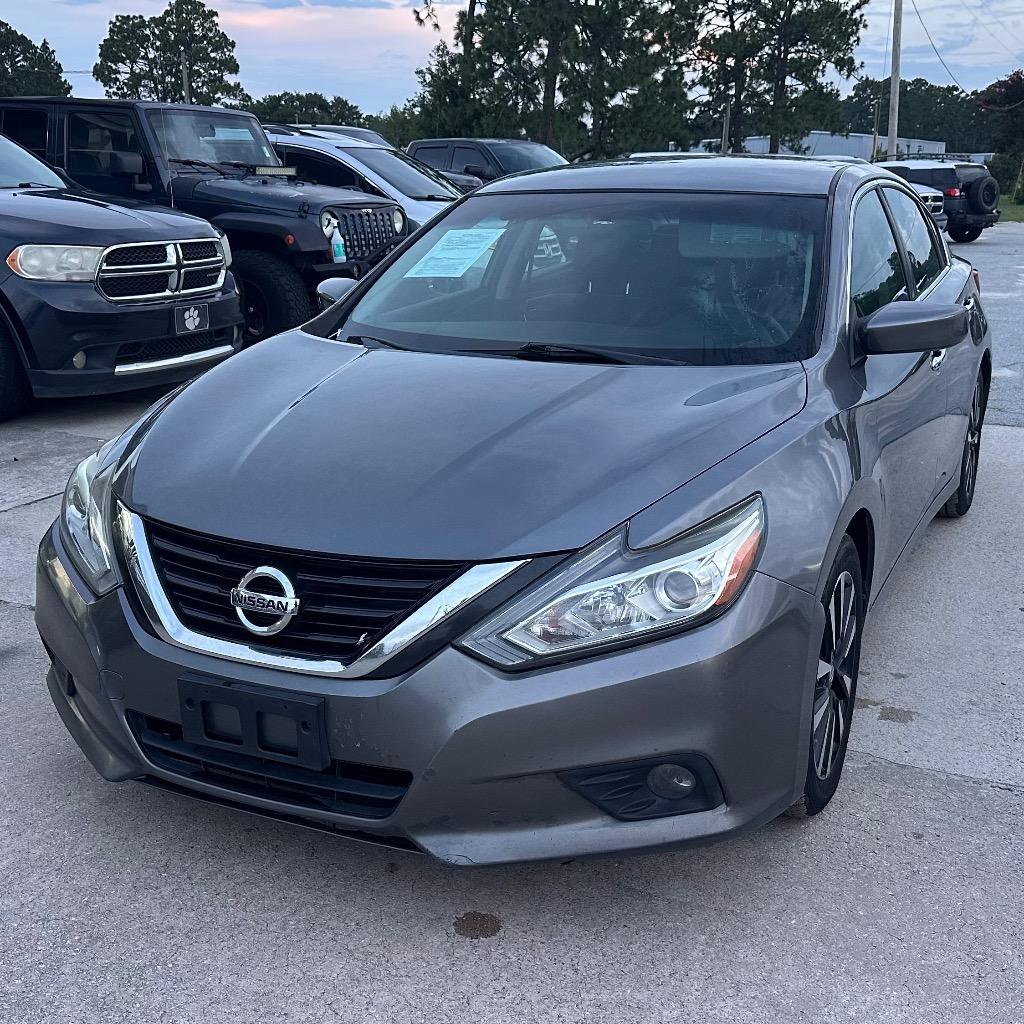 2018 Nissan Altima - $5,900