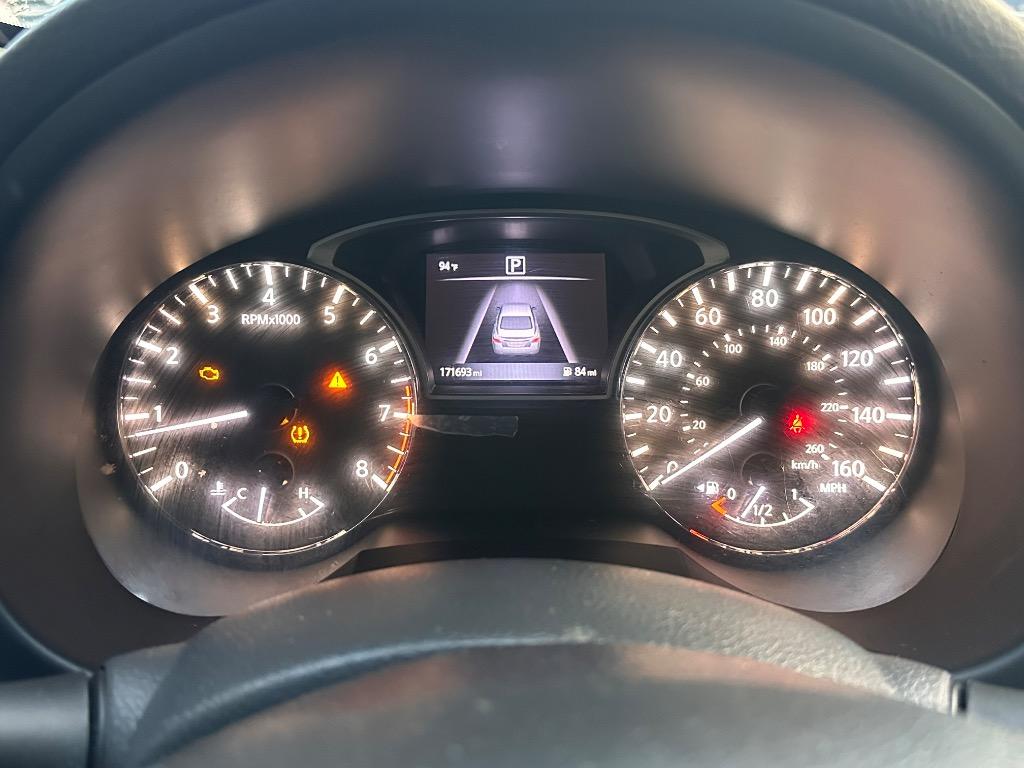 2016 Nissan Altima - $4,900