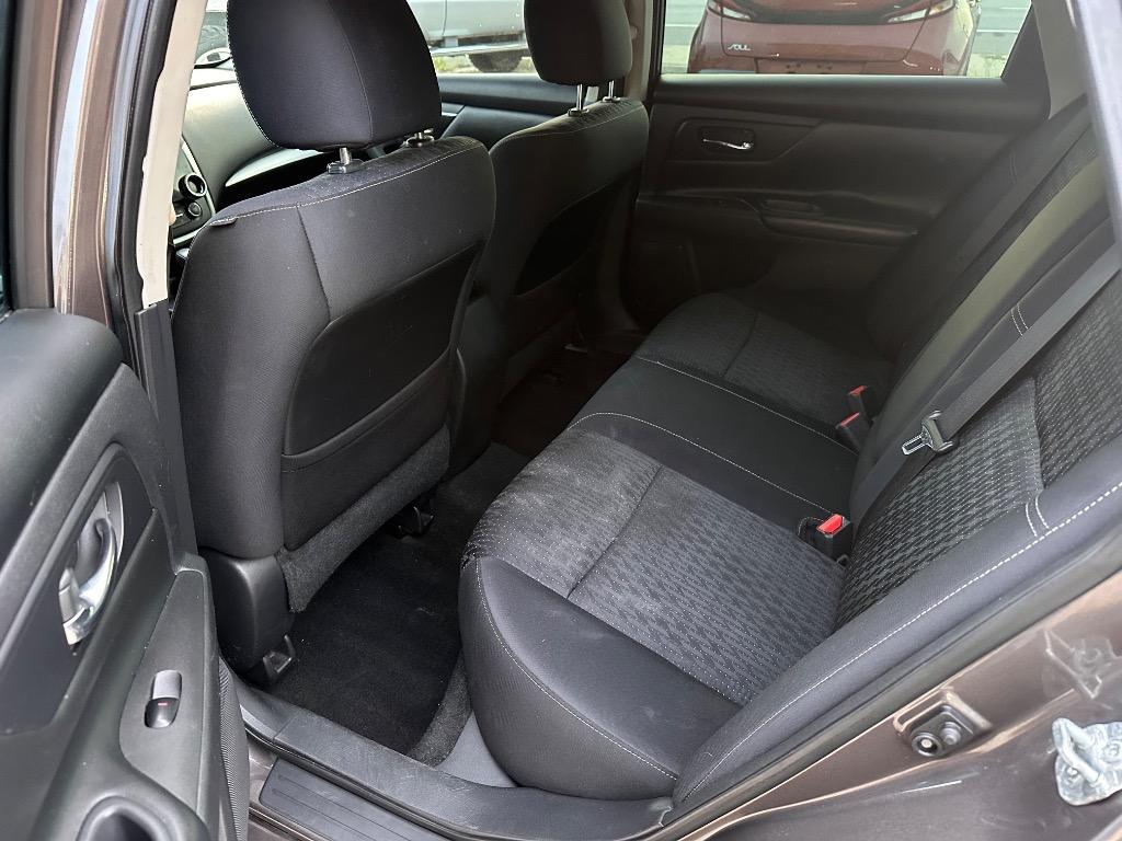 2016 Nissan Altima - $4,900