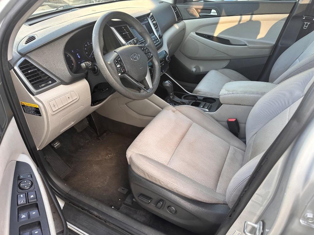 2016 Hyundai Tucson - $5,900