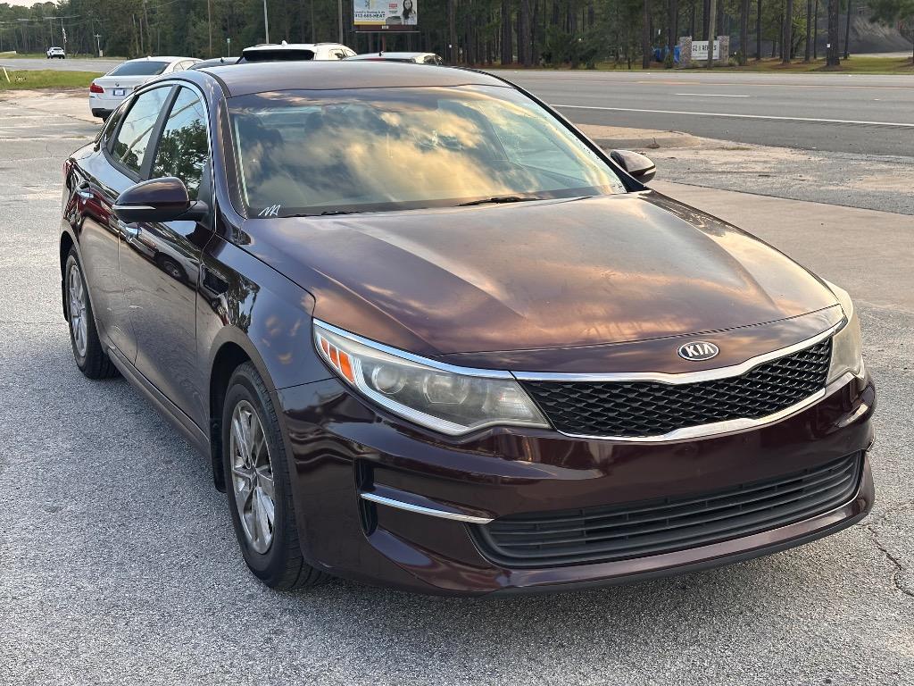 2016 Kia Optima - $3,900