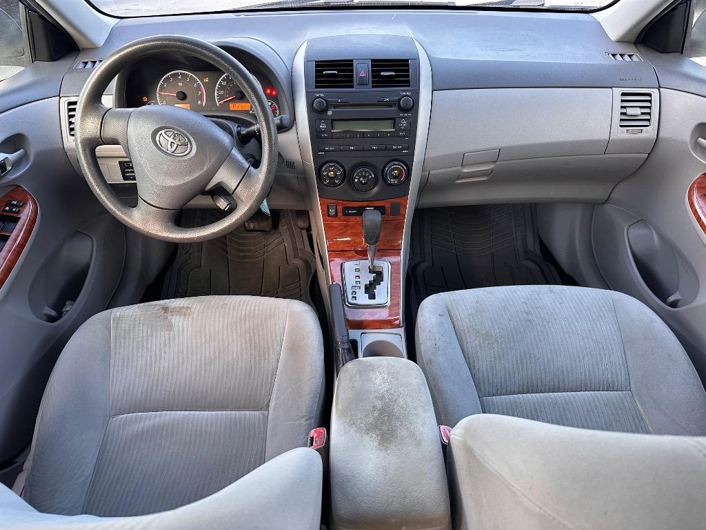 2009 Toyota Corolla - $3,900
