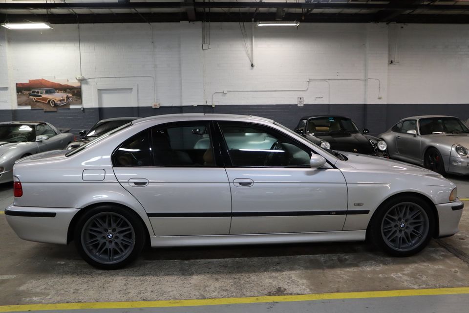 2000 BMW M5 photo