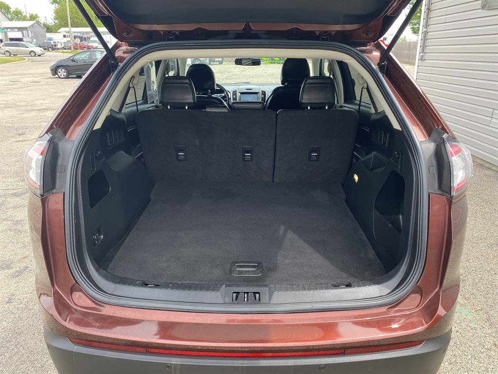 2016 Ford Edge