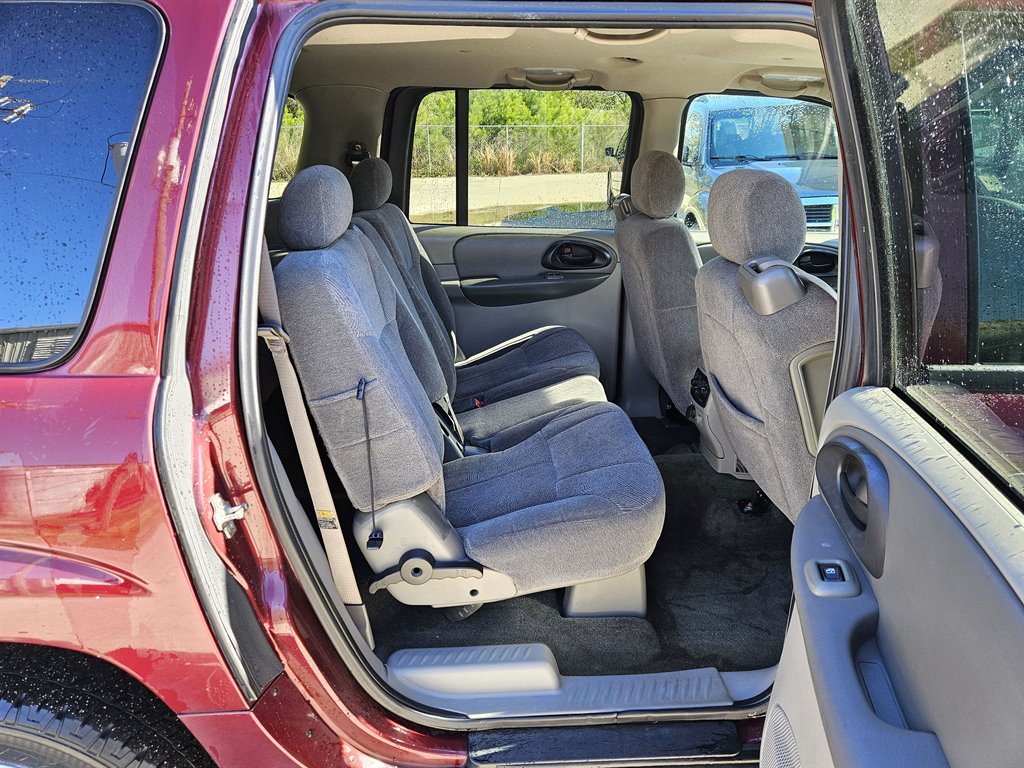 2004 Chevrolet SLX LS photo