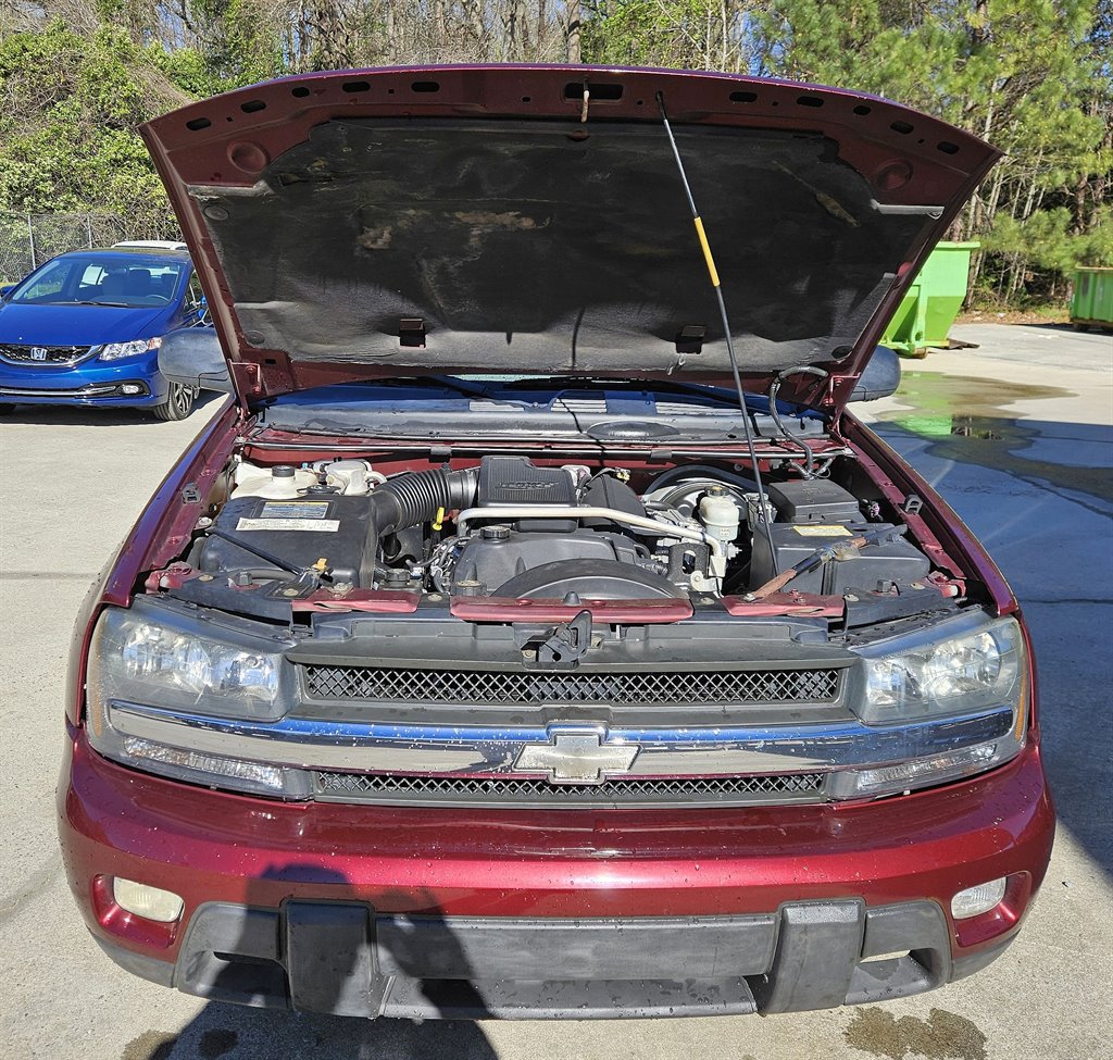 2004 Chevrolet SLX LS photo