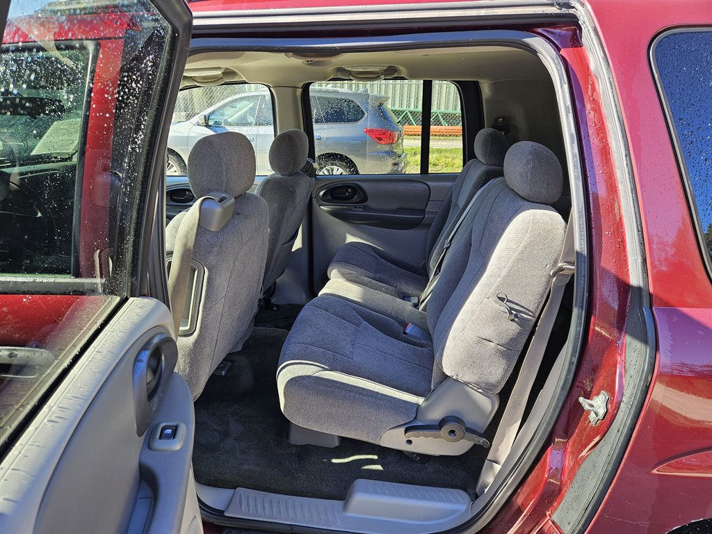 2004 Chevrolet SLX LS photo