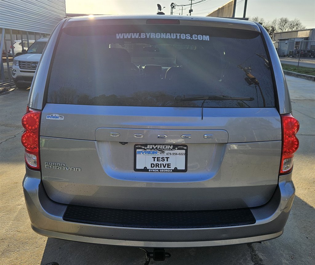 2018 Dodge Grand Caravan SE photo